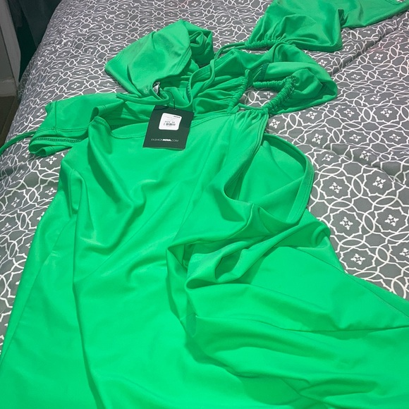 NWT fashion Nova dress 💚 - Picture 8 of 9